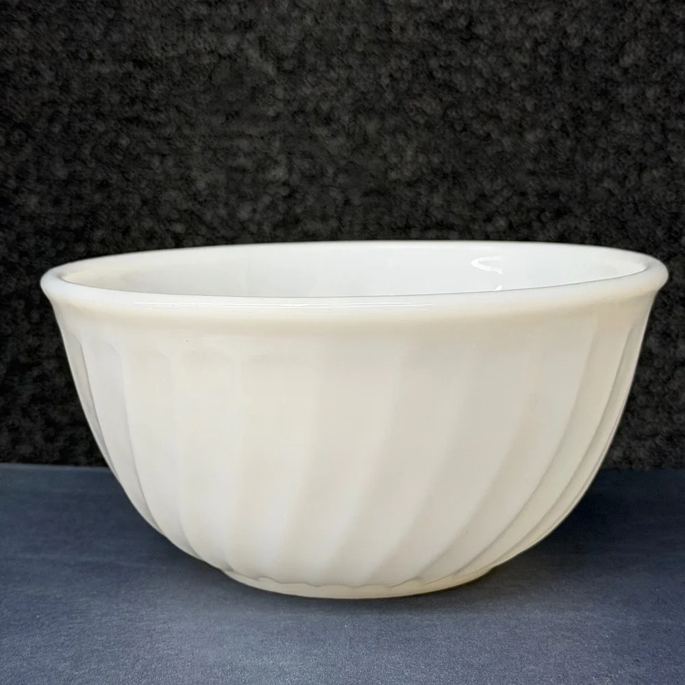 Vintage Fire-King Milk Glass Swirl Mixing Bowl White Anchor Hocking Ovenware 7in